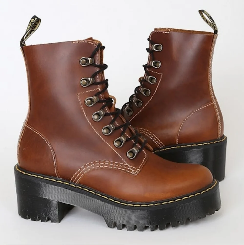Dr Martens Leona Combat Boots In Saddle Tan Farrier Leather Sz 10 Like New W/Box - Picture 3 of 15